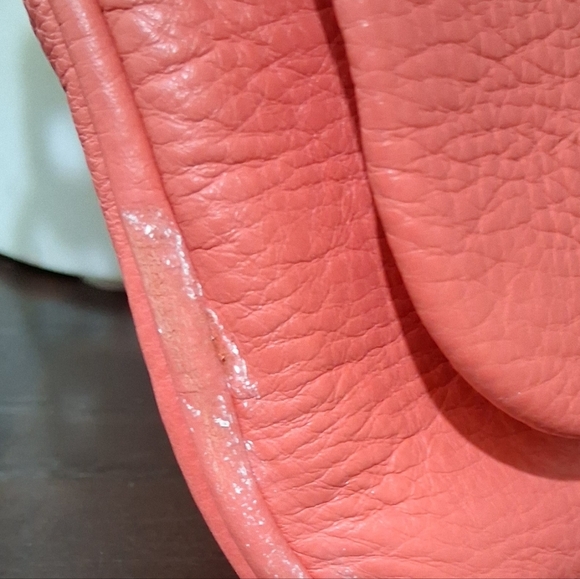 Marc By Marc Jacobs Pink Coral crossbody. - Picture 14 of 15